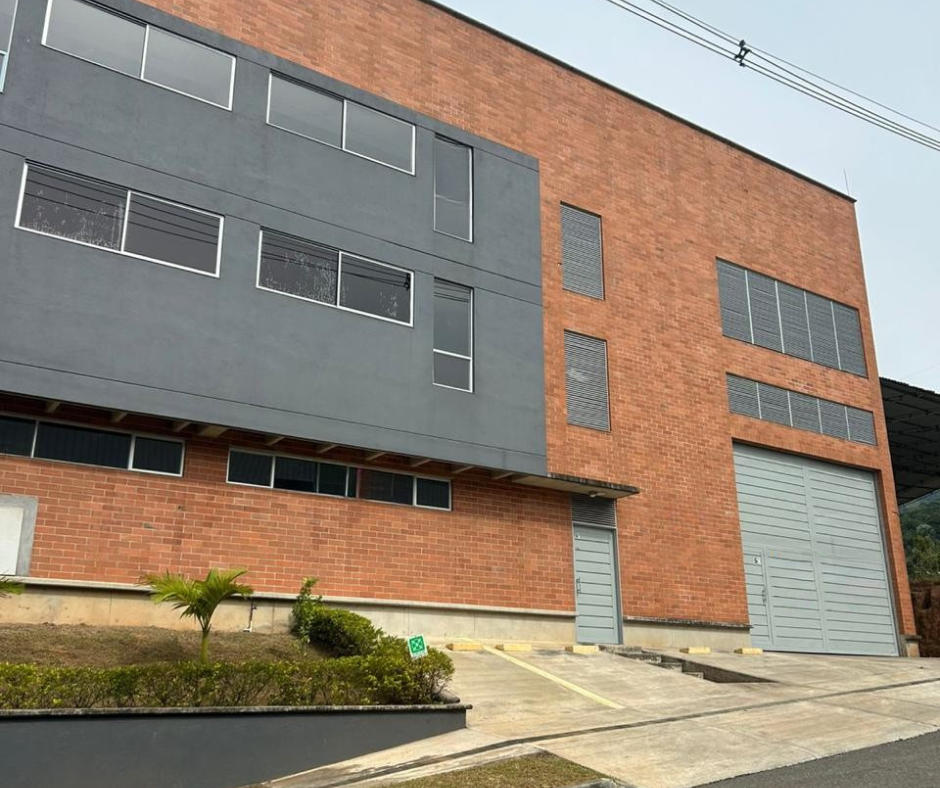Bodega en Arriendo Girardota