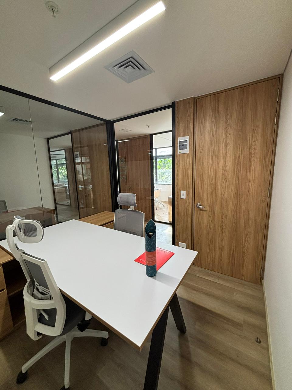 Oficina (COWORKING) en Venta – Los Colores
